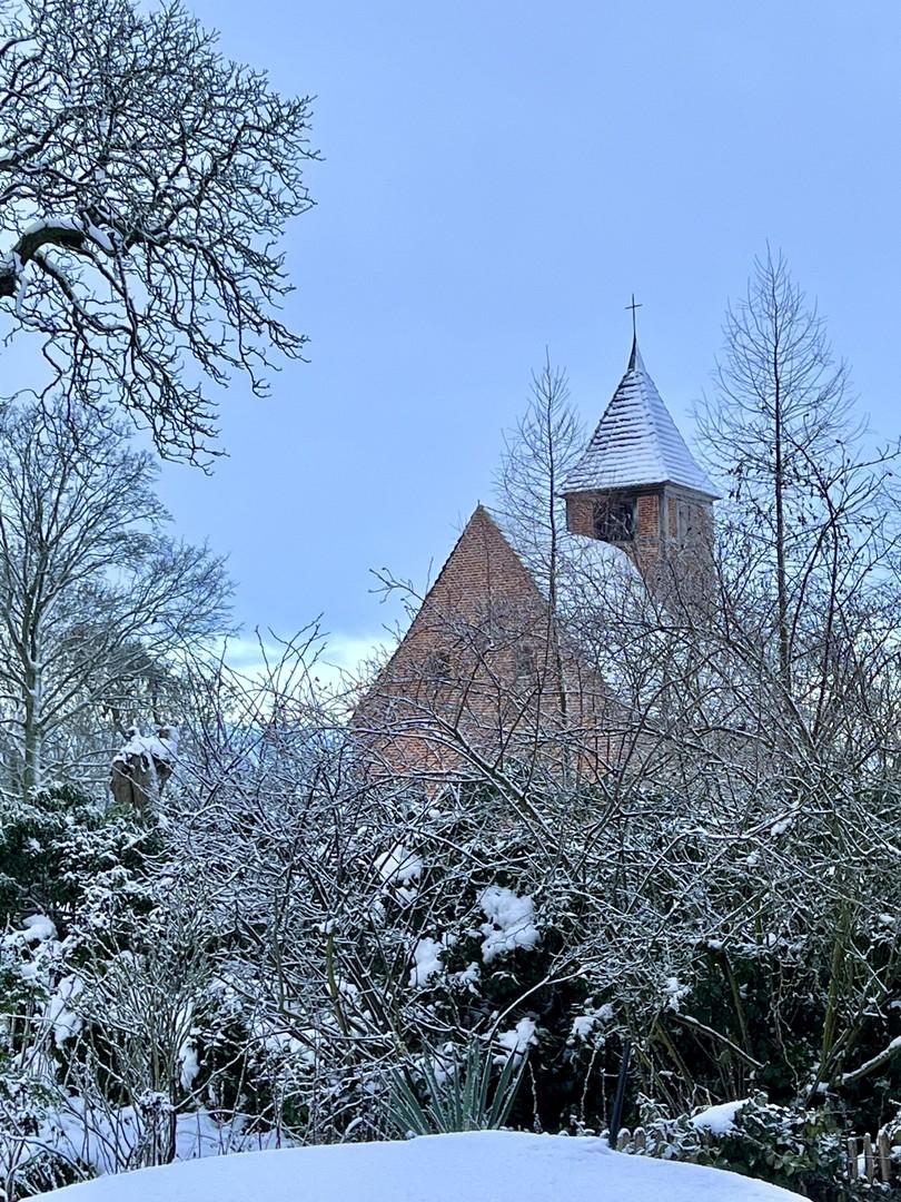Kirche im Winter