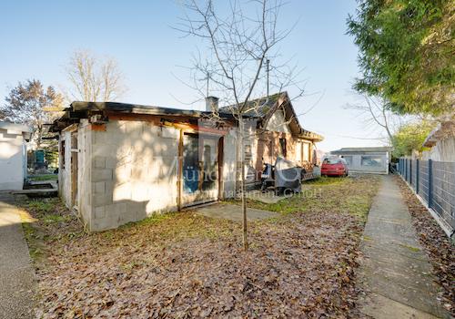 Häuschen-Altbestand