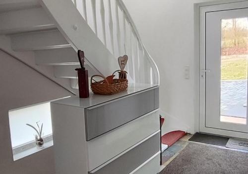 Flur und Keller Abgang EG