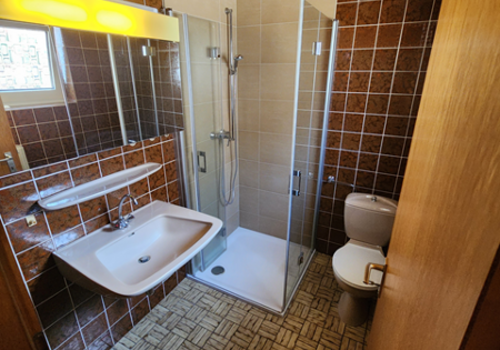 HB7-2 Bad -Schlafzimmer 1