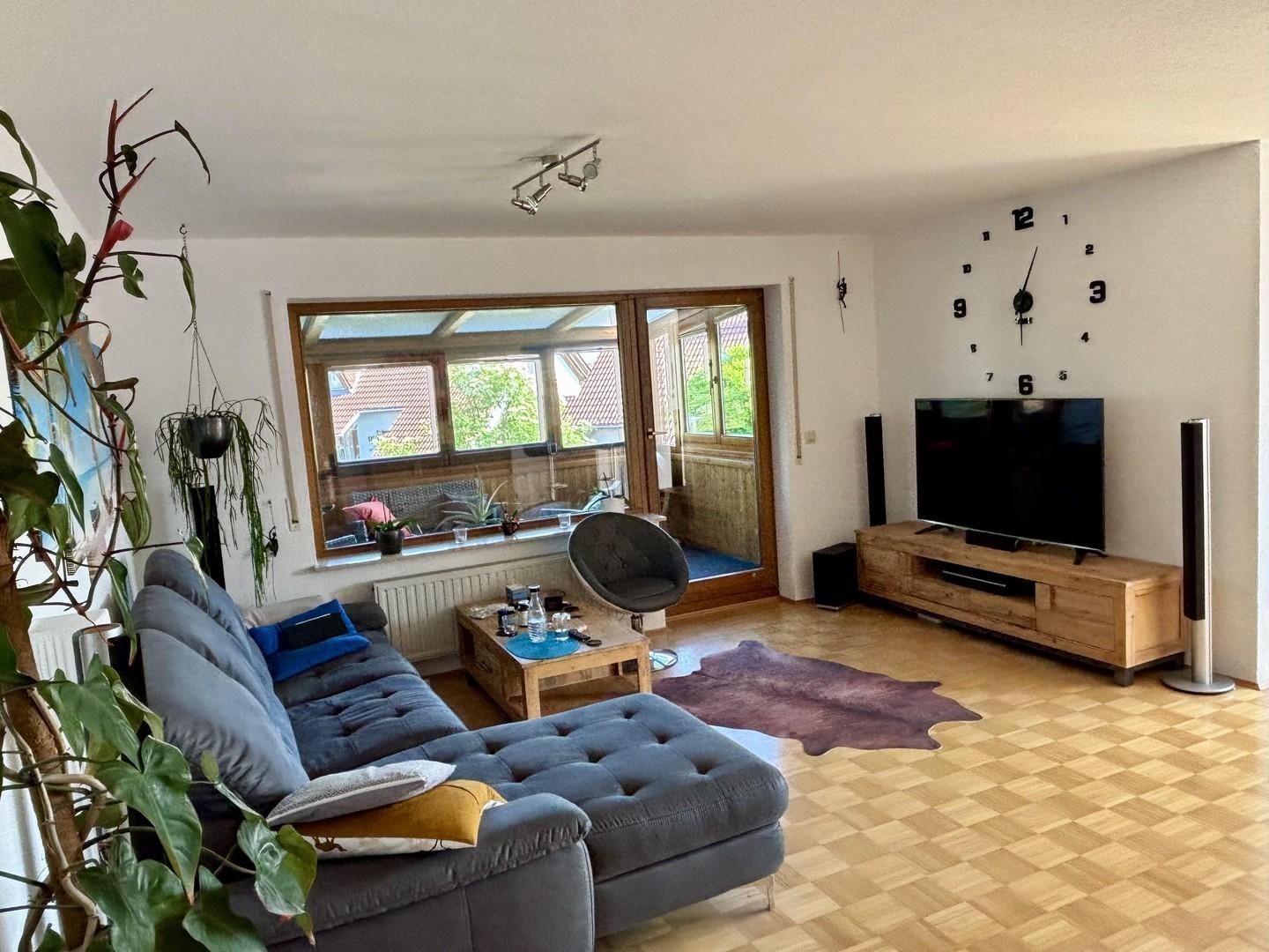 Wohnzimmer zu Wintergarten