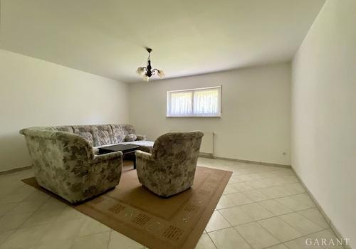 Zimmer 2 Souterraine