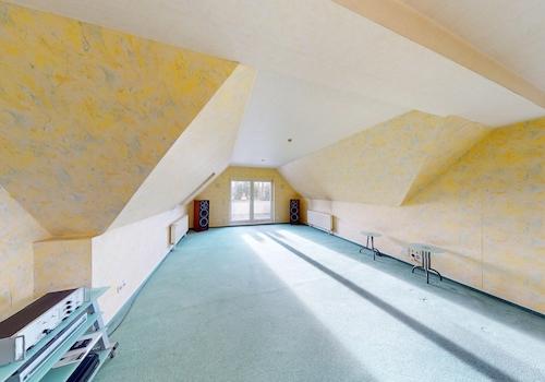 OG Wohnen mit Balkon