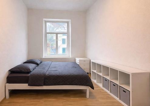 Property thumbnail 9