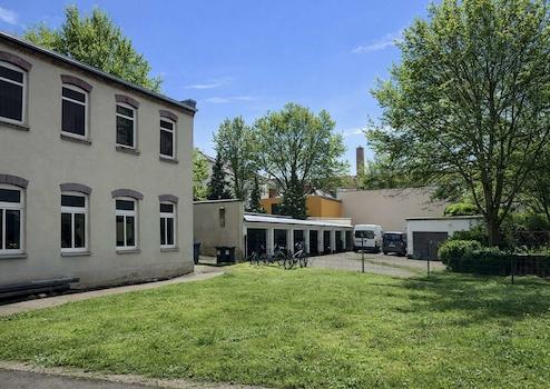 Property thumbnail 12