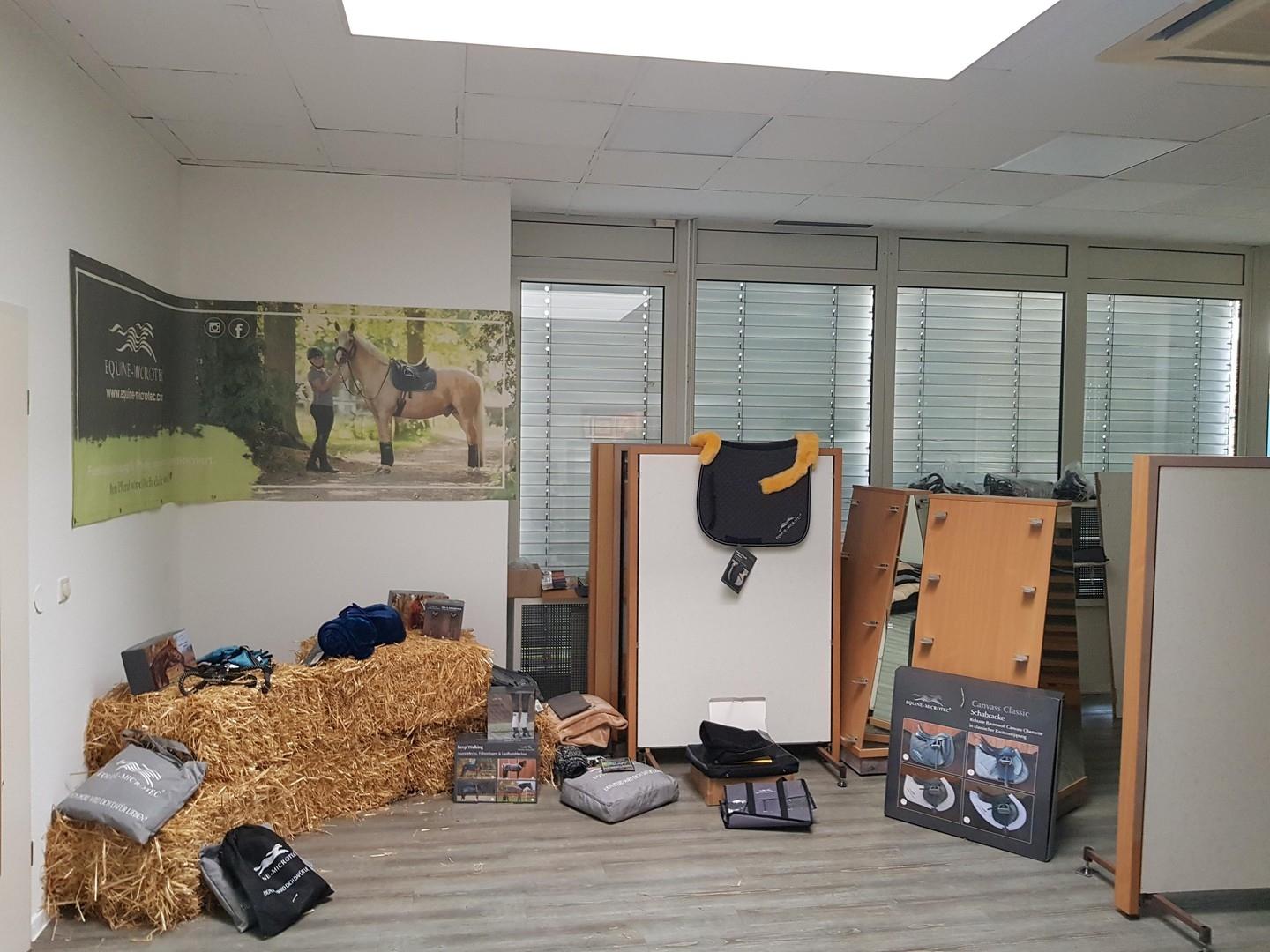 Ausstellungsraum 2 / Büro 5