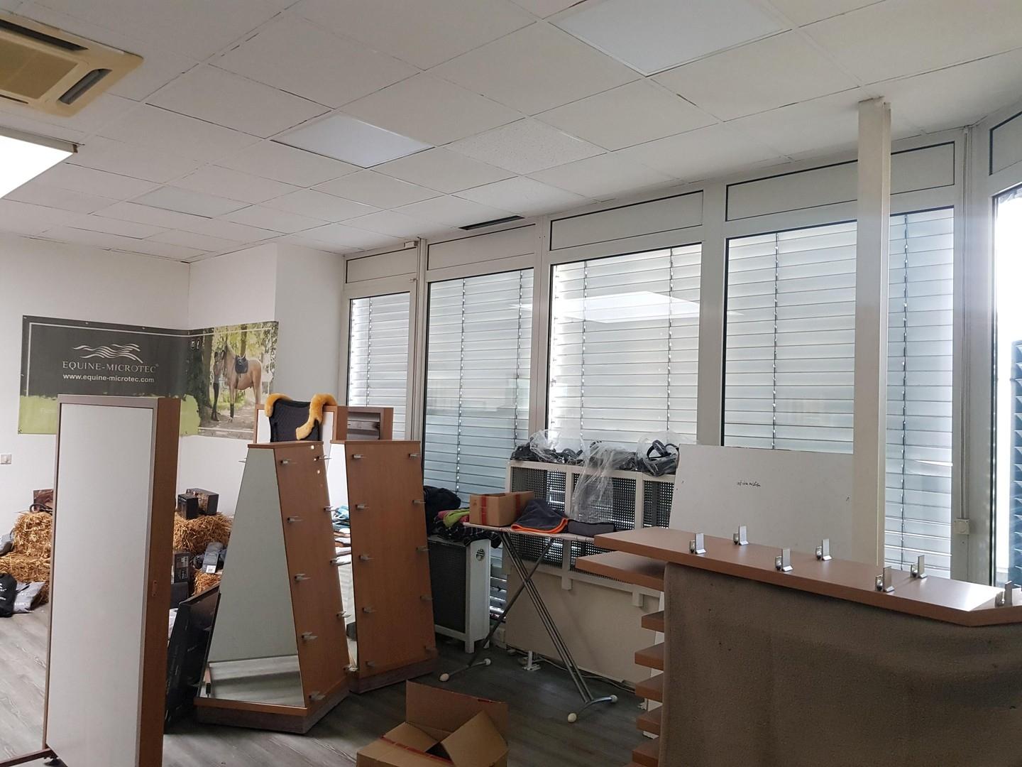 Ausstellungsraum 2 / Büro 5