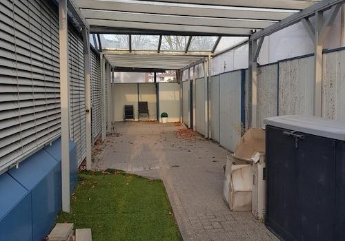 überdachte Terrasse