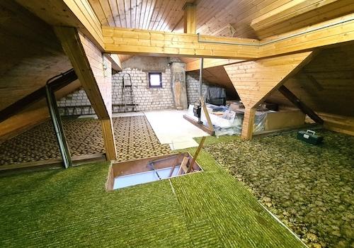 ein Blick unters Dach