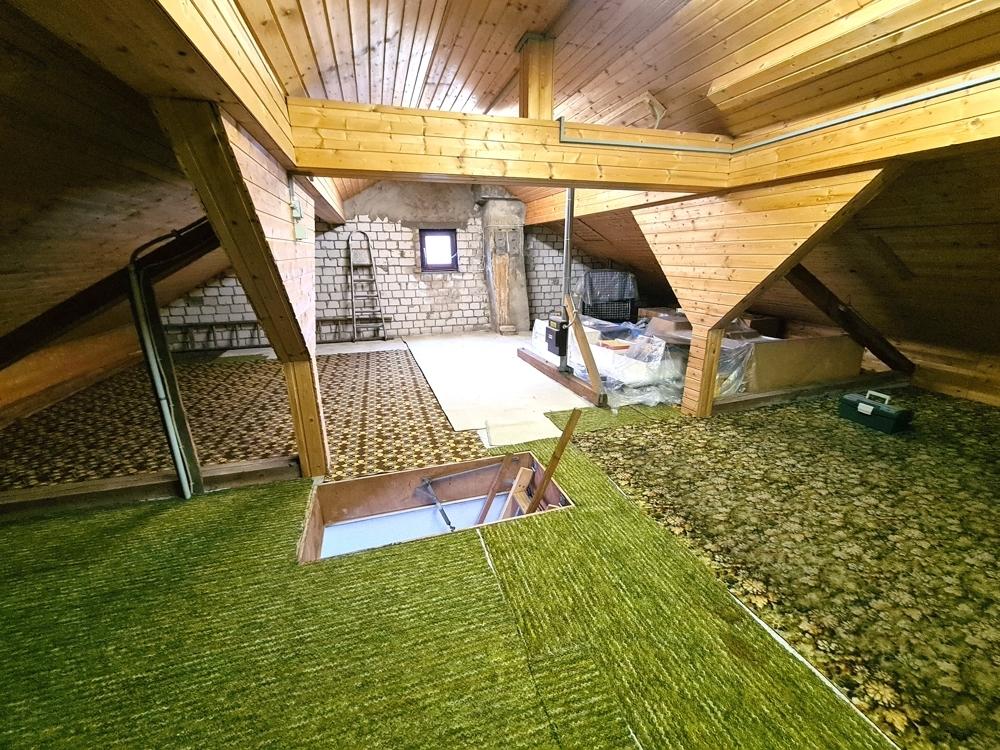 ein Blick unters Dach