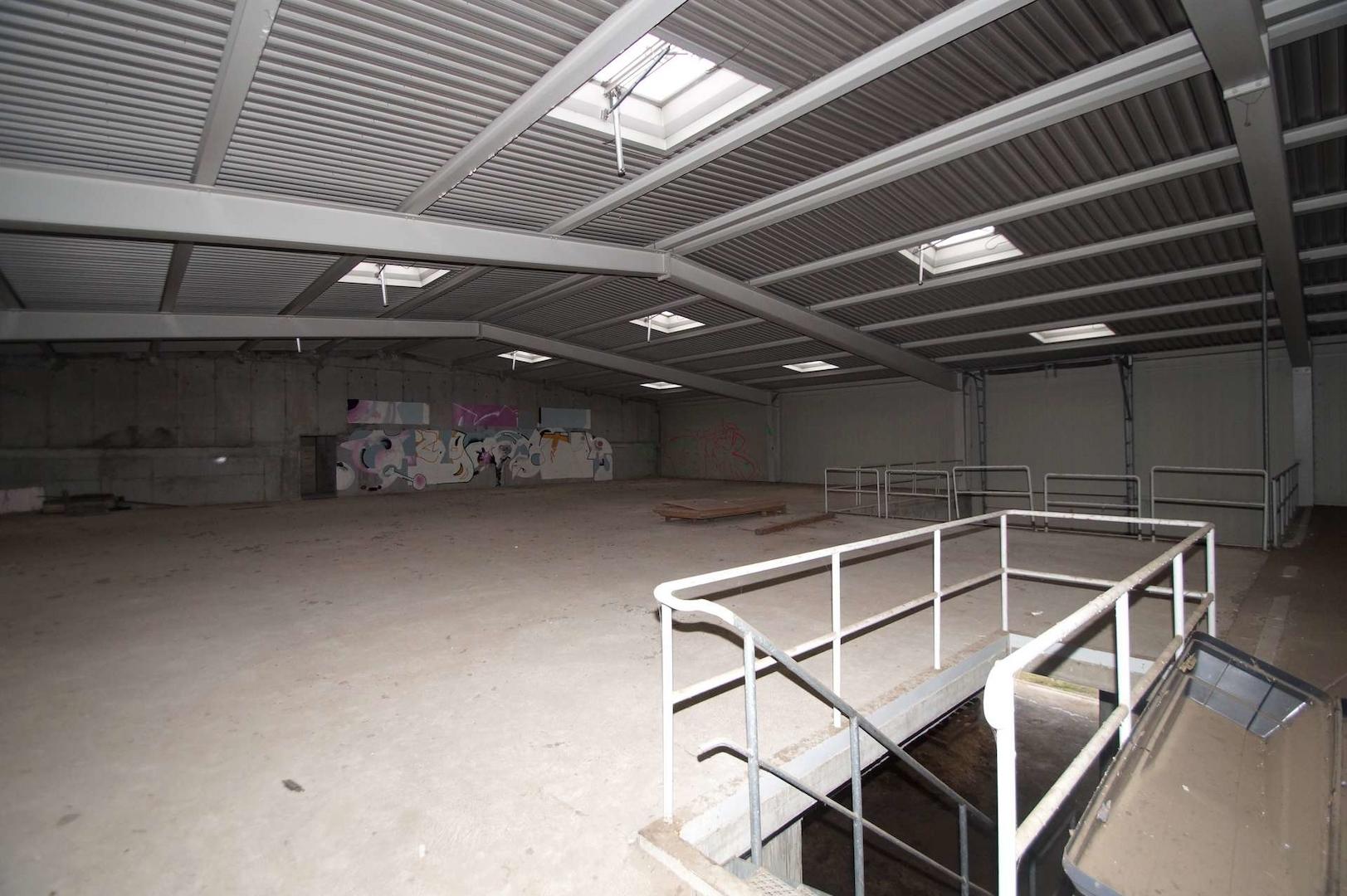 Halle Innenansicht 1