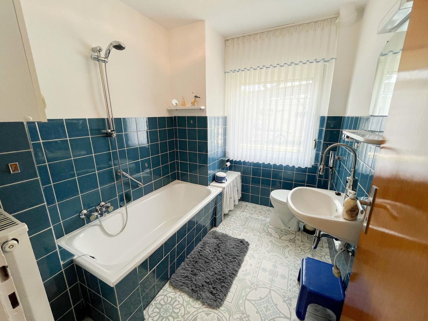 Badezimmer EG