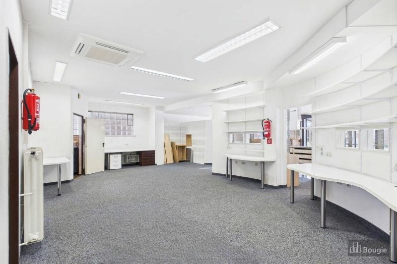 Gewerbefläche hinten