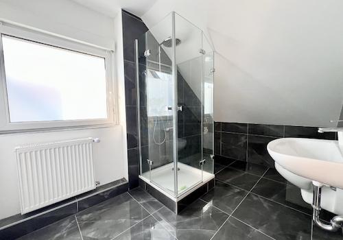 BADEZIMMER OBERGESCHOSS