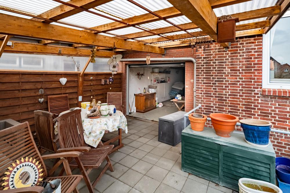 überdachte Terrasse