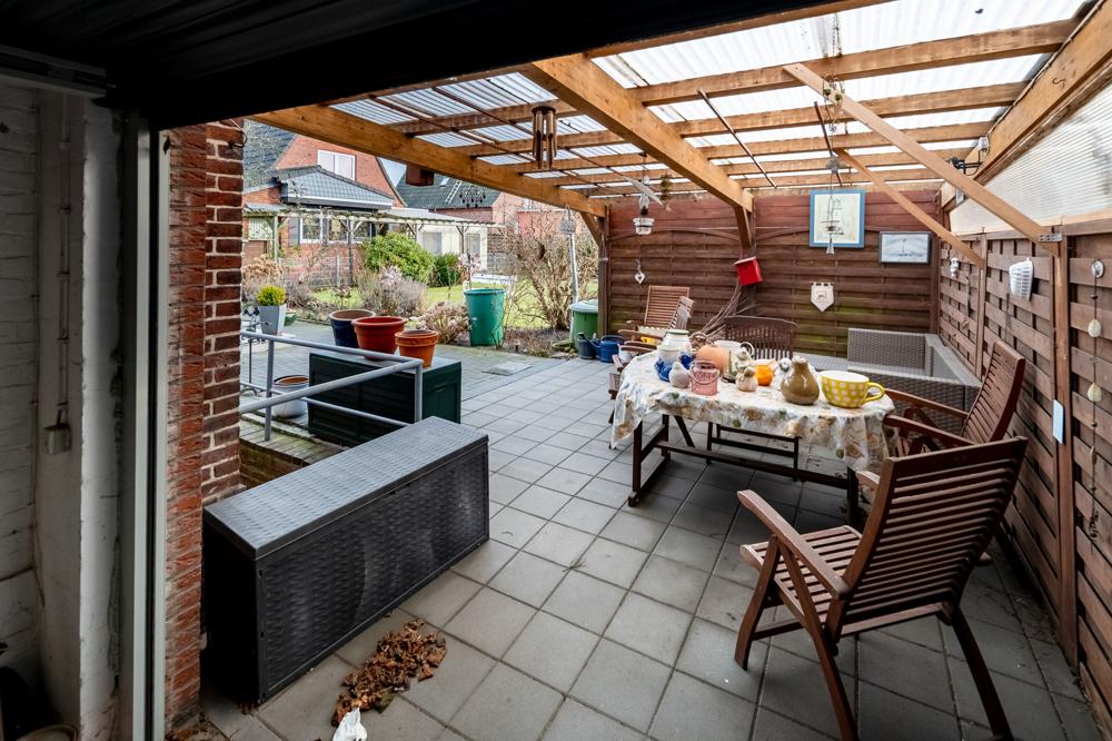 überdachte Terrasse