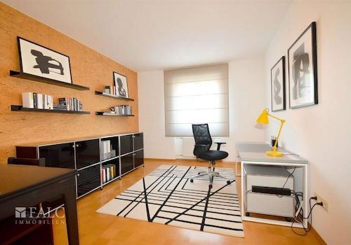 Büro - (KI generiert)