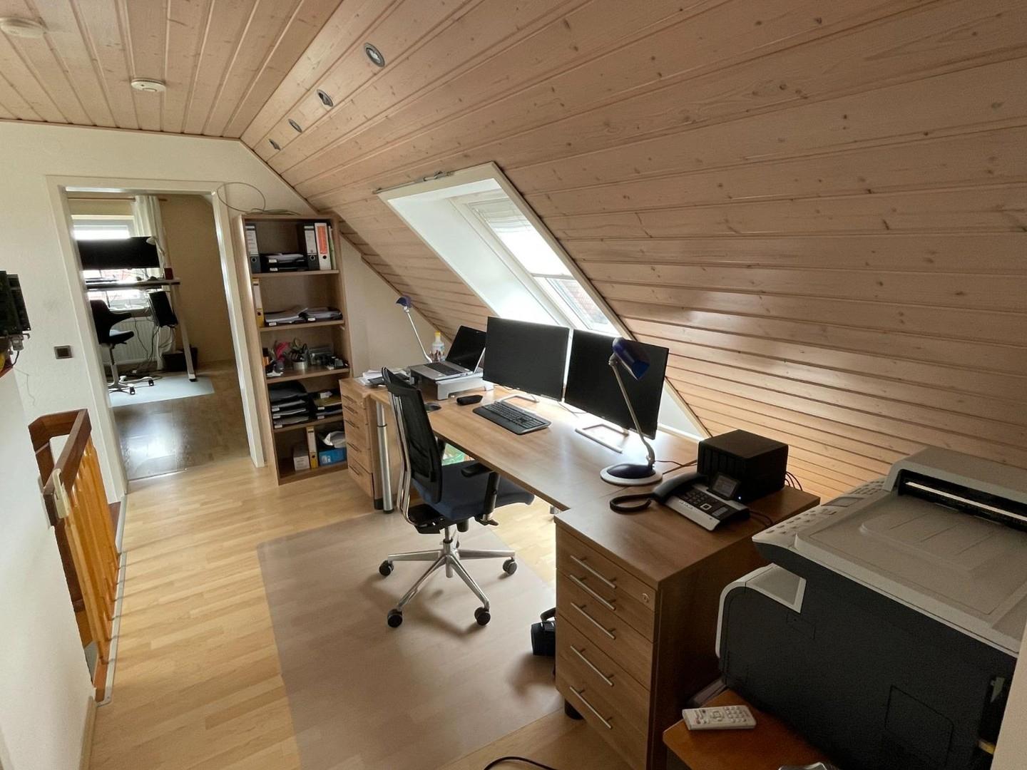 Diele 2. Stock/ Home-Office