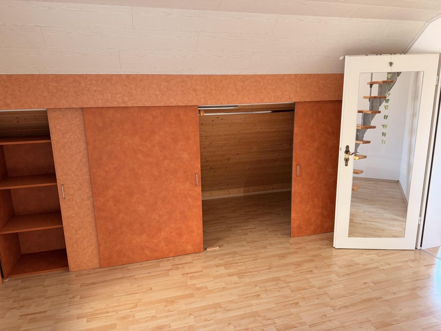 Kleiderschrank Schlafzimmer