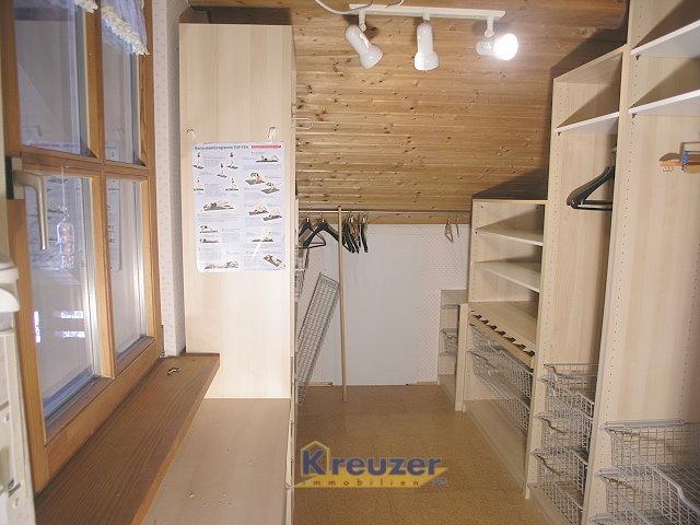 begehbarer Kleiderschrank OG