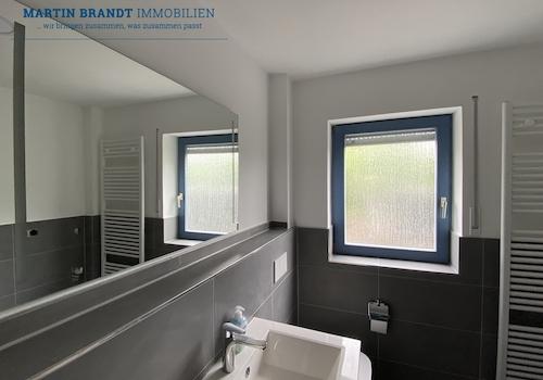 Tageslichtbad mit Dusche