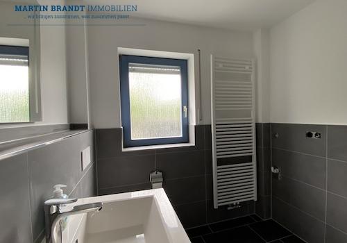 Tageslichtbad mit Dusche