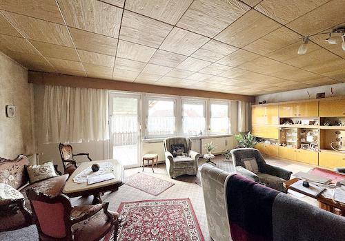 Das Wohnzimmer mit Terrassenzugang