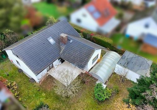 Dachansicht mit Garten