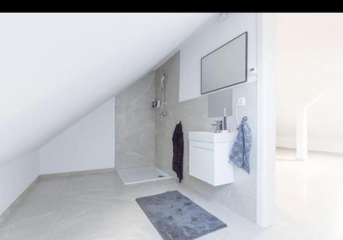 Dachgeschoss Badezimmer