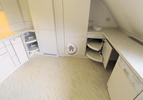 praktische Rondel-Eckschränke