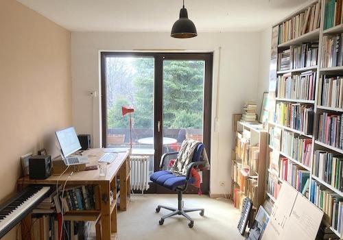 11 m²  West-Zimmer + Balkon