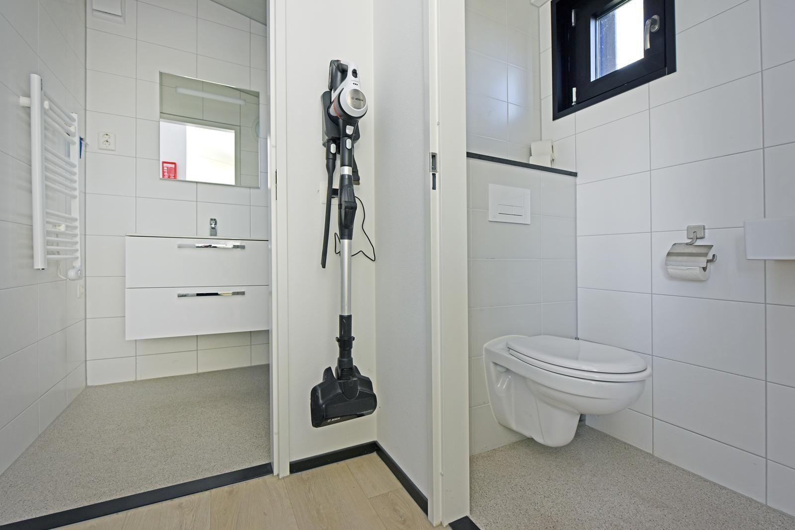 kaufen-meadow-brielle-separates-wc-sanitaer-recreatieadviseurs-vakantiehuistekoop-nl.jpg