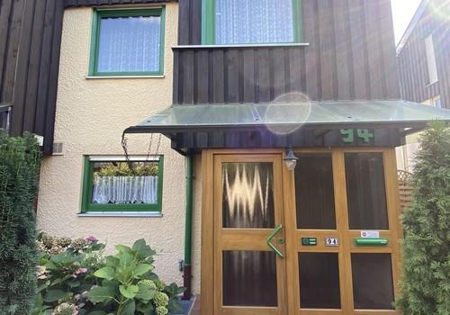 Hausansicht Haustür