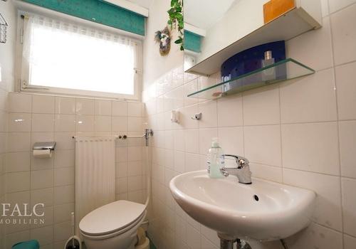 Stilles Örtchen (Erdgeschoss)