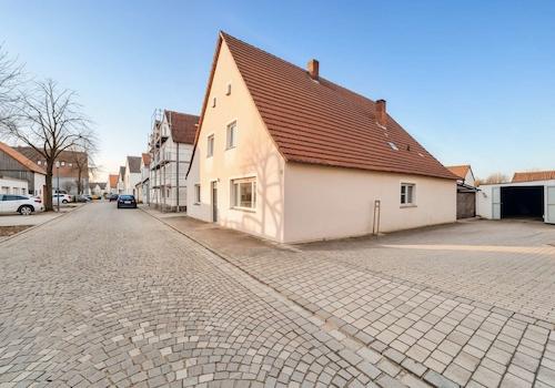 Außenanischt - (KI generiert)