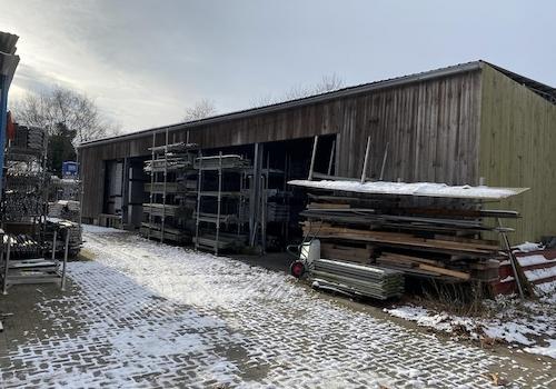 überdachte Freifläche  240qm