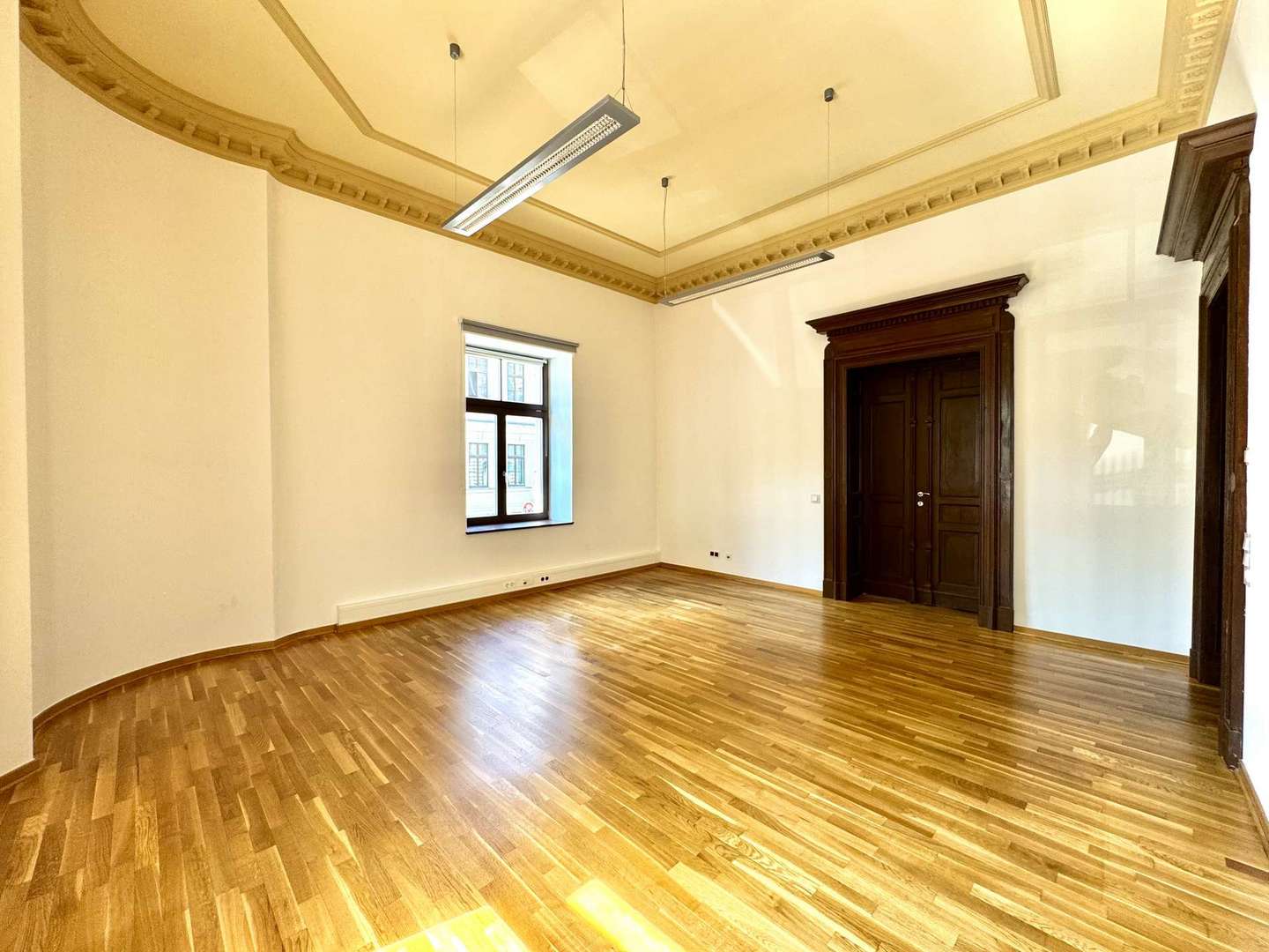 Eckbüro (Erdgeschoss)