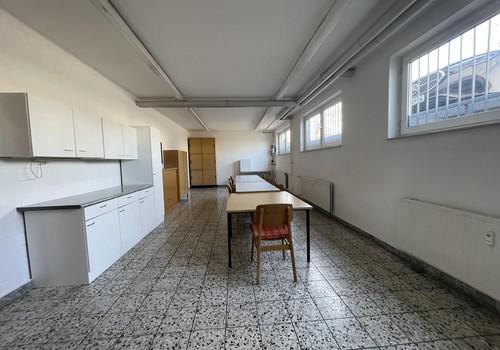 Aufenthalts-/Schulungsraum