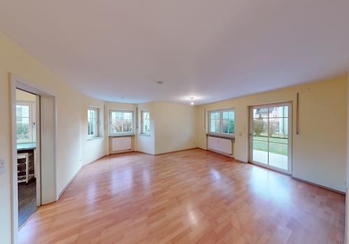 Wohnen und Essen - Erdgeschoss-Eigentumswohnung - Ruhstorf an der Rott