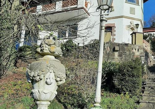 Hausansicht v. Garten