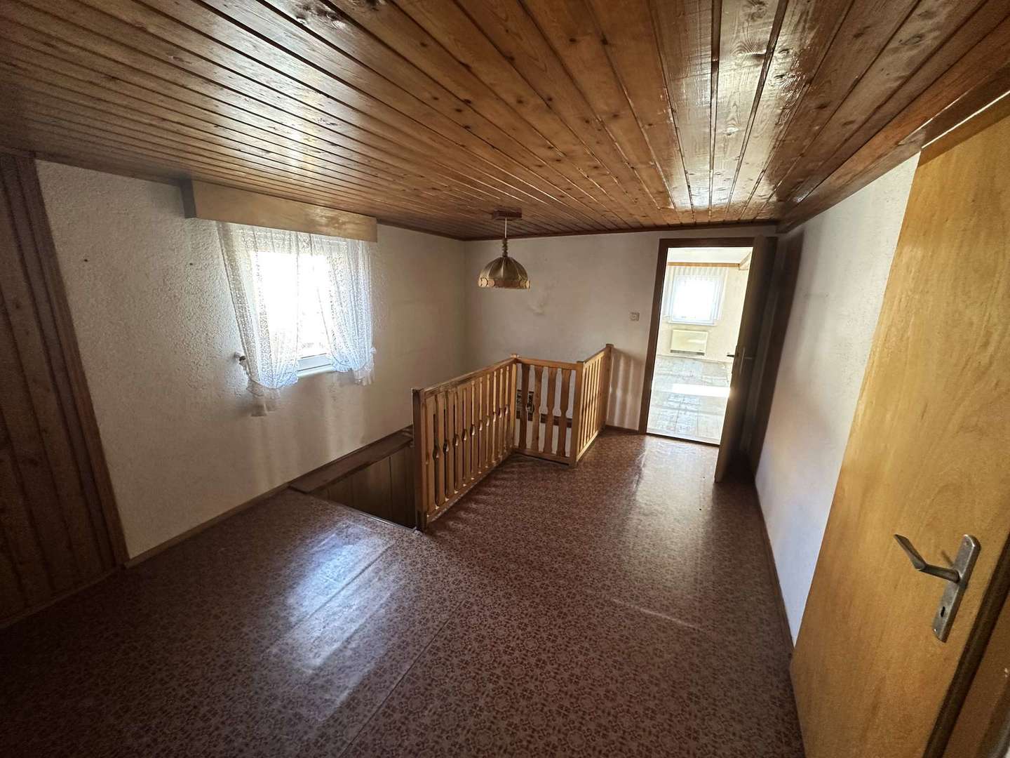 3610 - H - Flur oben