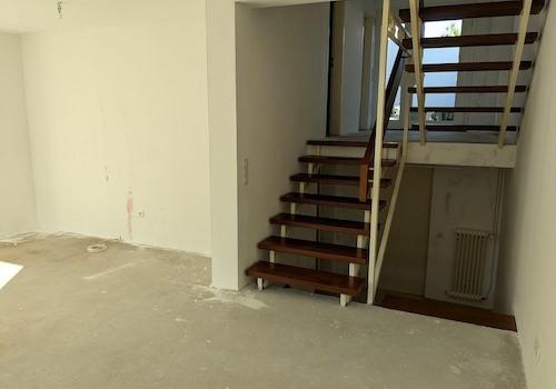 Wohnzimmer/ Treppe