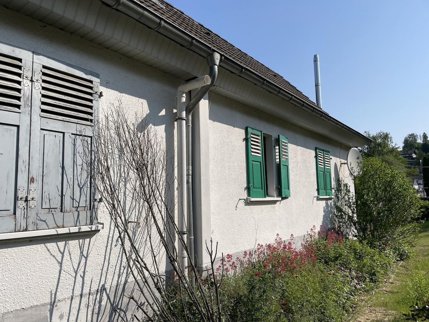 Fenster mit Schlagläden