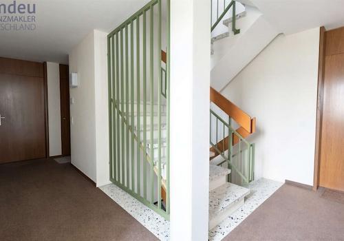 Eingang zu Ihrer neuen Wohnung - (KI generiert)