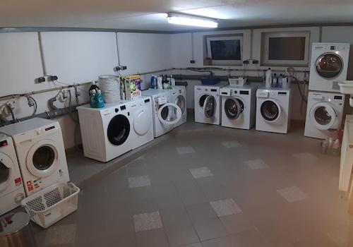 Waschmaschinenraum im Keller