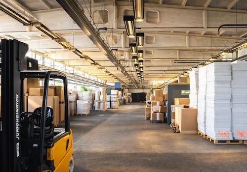 Halle Innenansicht (gelb markiert)