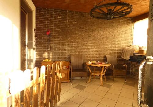 Freisitz vor Hauseingang