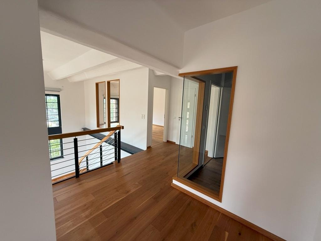 Galerieebene mit Blick zum Wannenbad