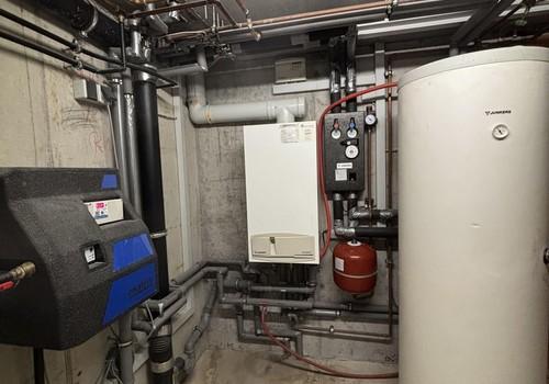 UG-Technik und Waschmaschine