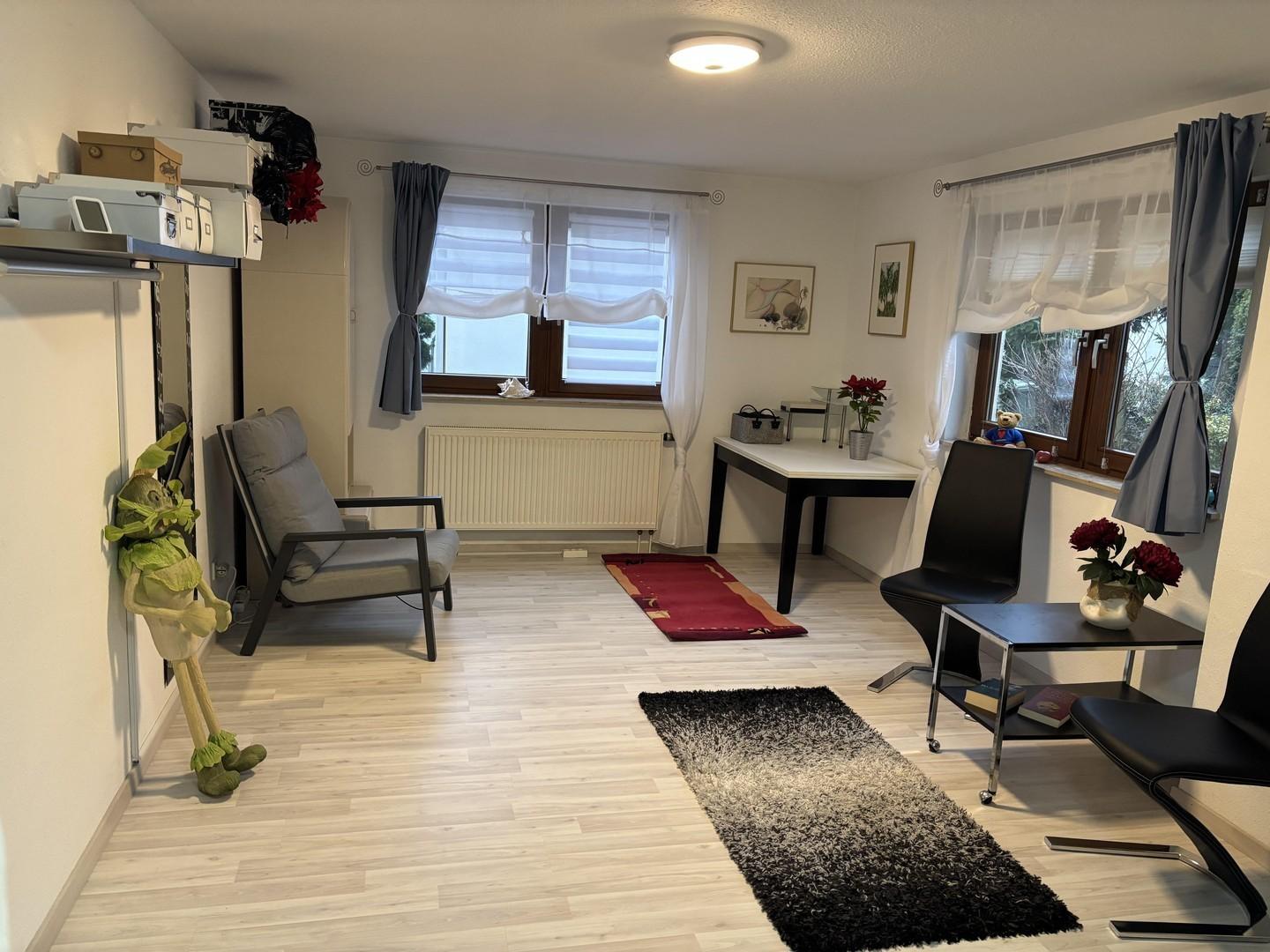 Studio- Arbeitszimmer, Hobbyr.